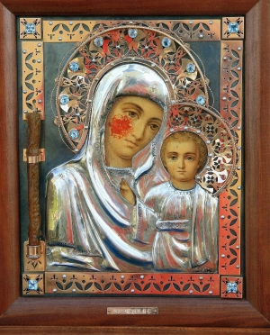 Кровоточащая икона Божьей Матери в селе Лог